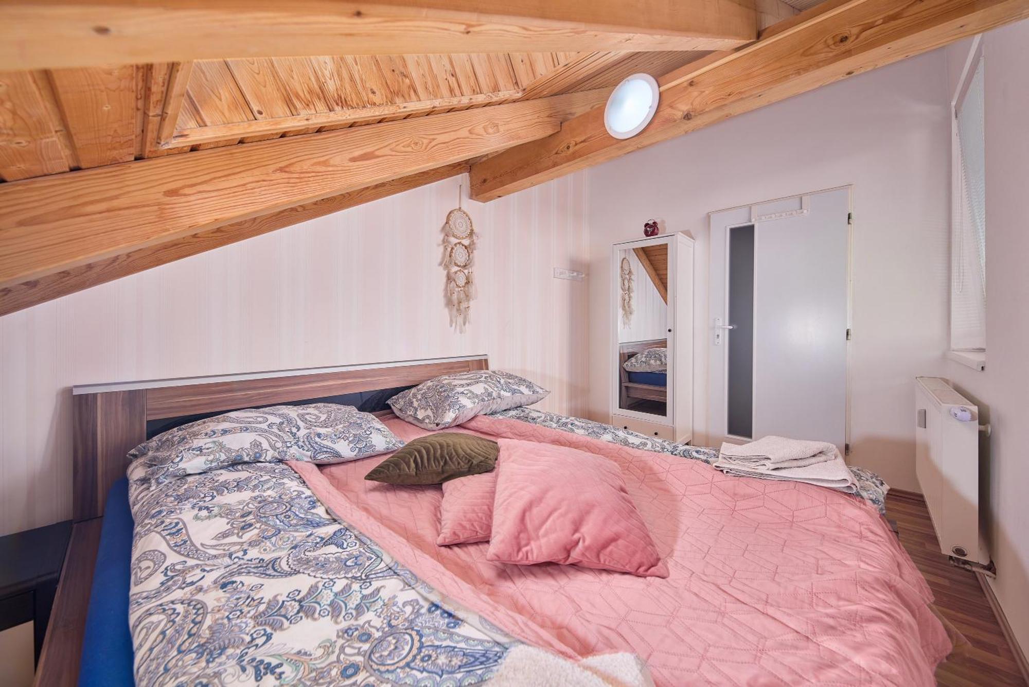Design Apartment Братислава Екстериор снимка